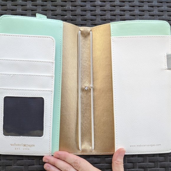 Websters Pages Mint Floral TN - Picture 2 of 2